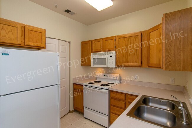 Foto del edificio - 4545 Wheaton Dr