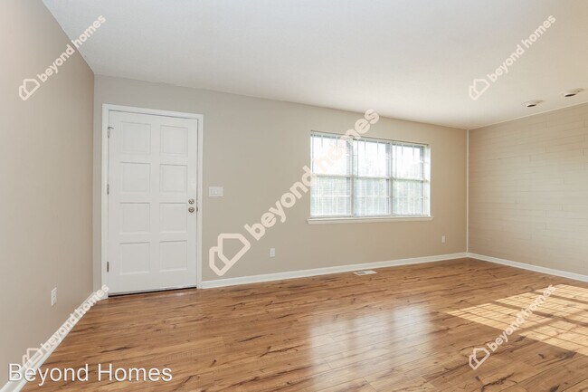Foto del edificio - 3 br, 2 bath House - 791 Sutton Drive