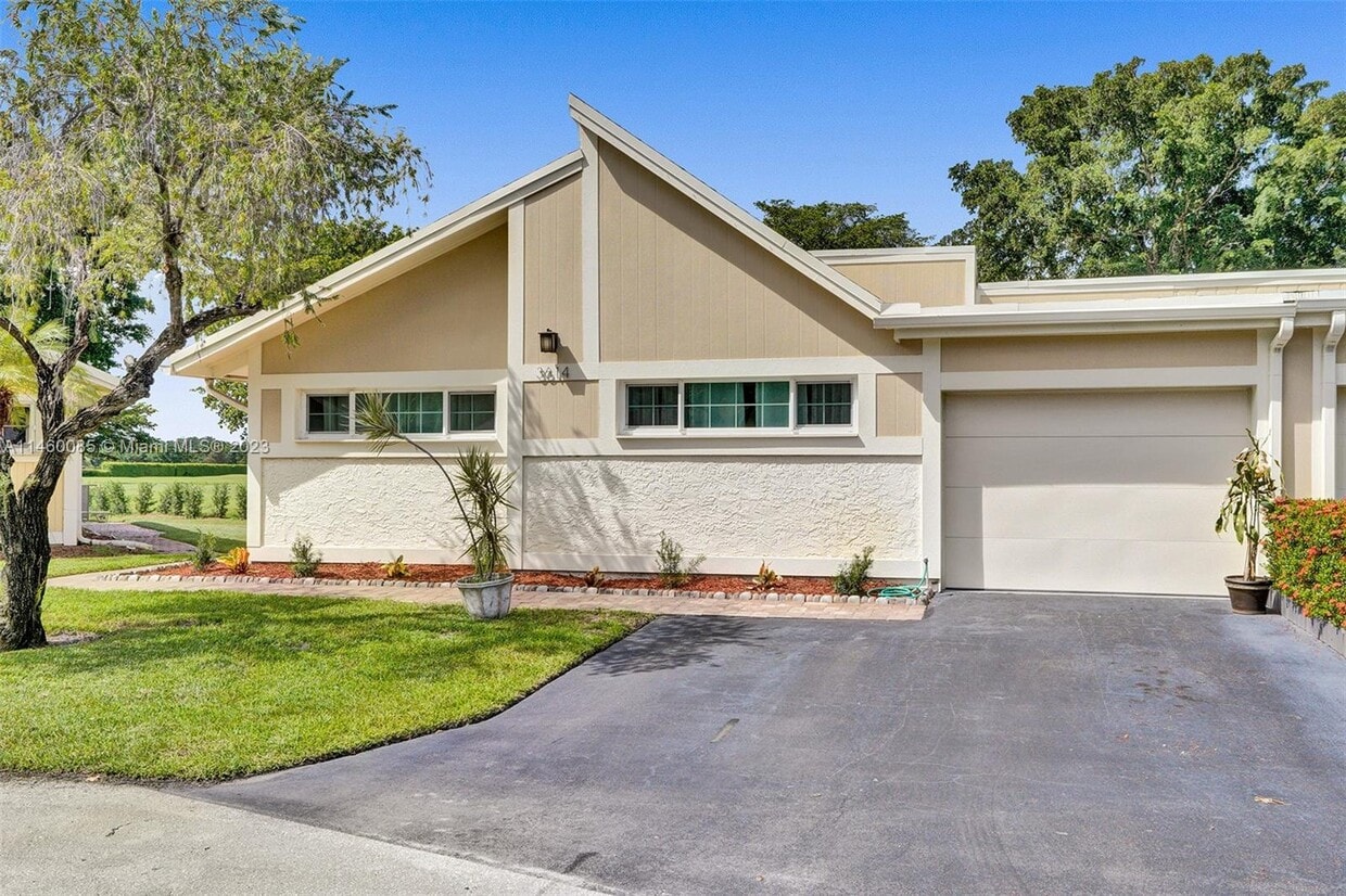 3614 E Rd, Davie, FL 33328 House Rental in Davie, FL