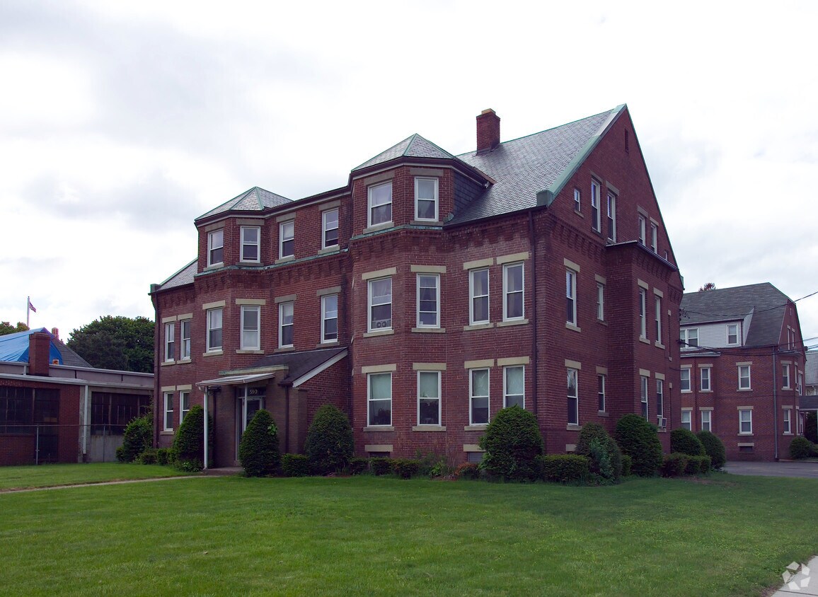 590 Front St, Chicopee, MA 01013 Apartments in Chicopee, MA