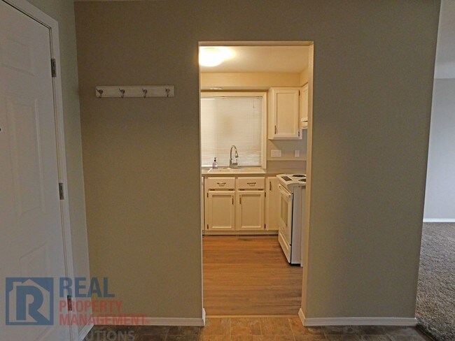 Foto del edificio - 9049 SW Sagert St