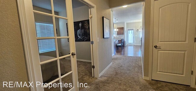 Building Photo - 3 br, 2.5 bath House - 4331 Prairie Agate Dr