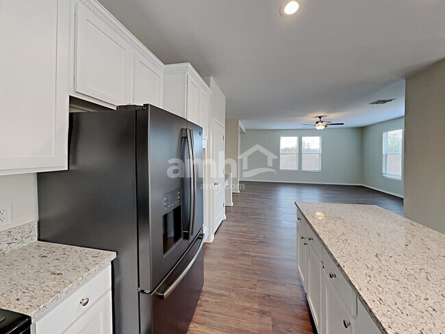 Building Photo - 15723 S Camino Muesa
