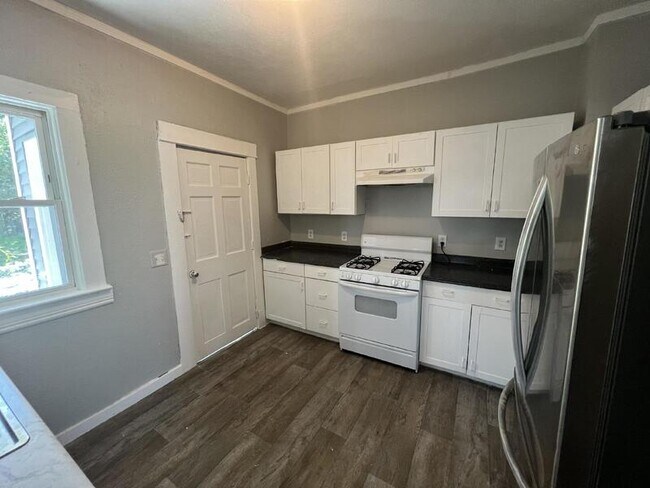 Foto del edificio - 740 Neland Ave SE