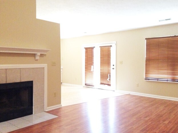 Building Photo - 13940 Bruddy Drive