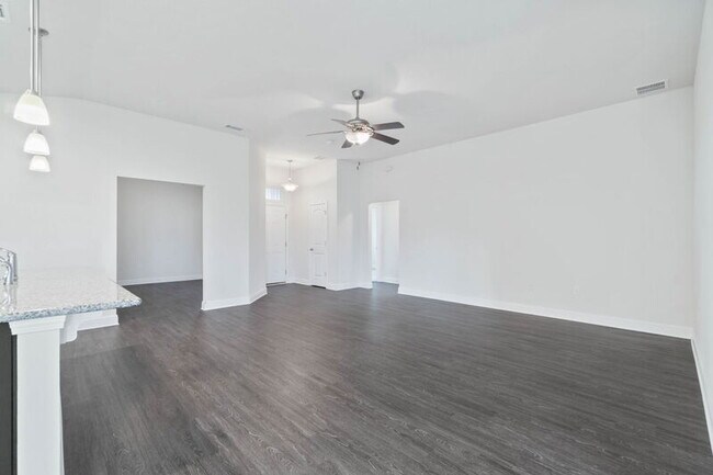 Building Photo - 6343 Arbor Ln
