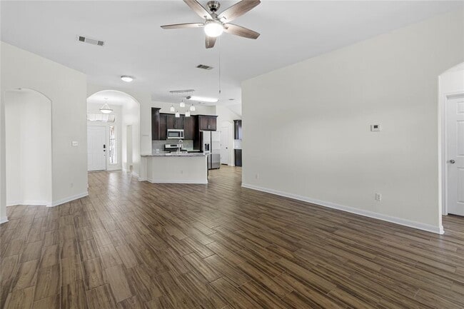 Building Photo - 1011 St Helena Dr