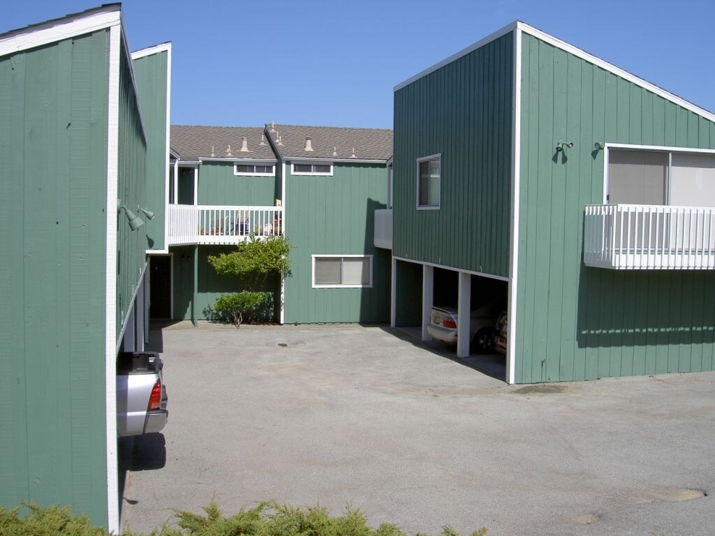 Building Photo - 188 Laurel Ave