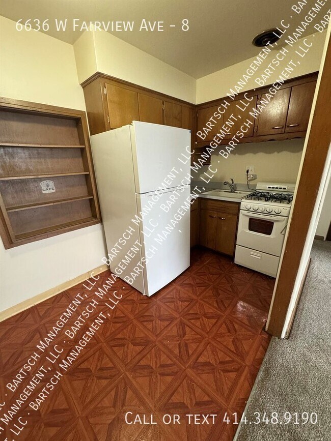 Foto del edificio - 6636 W Fairview Ave