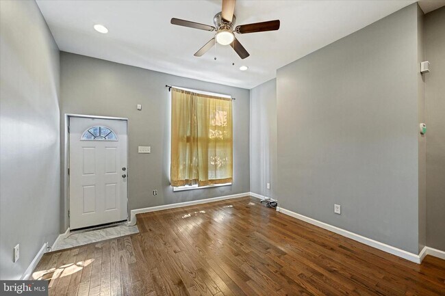 Foto del edificio - 2468 Greenmount Ave