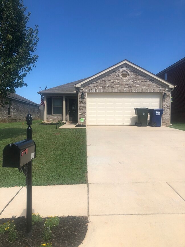 Building Photo - 114 Brooklawn Dr