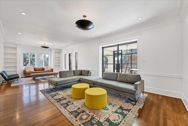 Foto del edificio - 1508 Marshall Ln