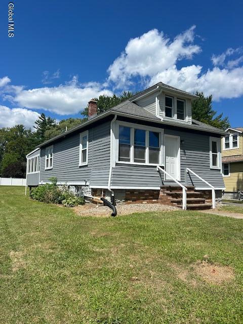 Primary Photo - 313 Butterfield Ave