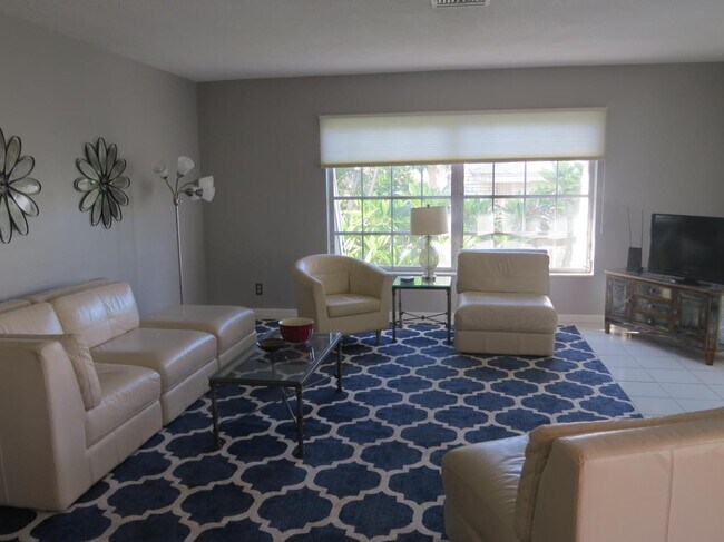 Foto del edificio - 4440 N Ocean Blvd