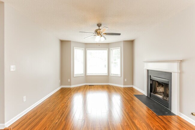 Foto del edificio - 639 Sheffield Ct
