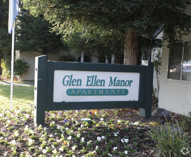 Building Photo - Glen Ellen Manor
