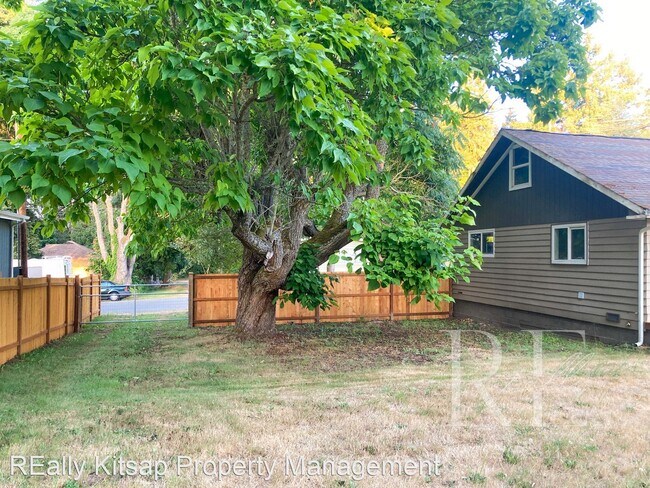 Building Photo - 2 br, 1 bath House - 1325 Morgan Rd
