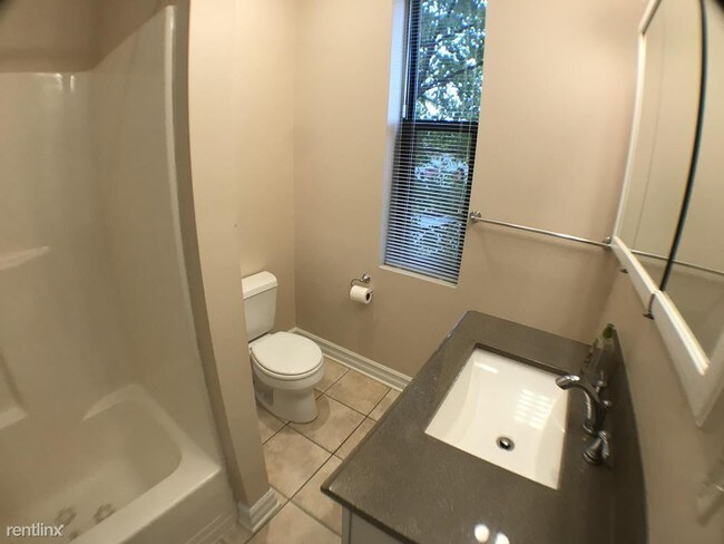 Foto del edificio - 5960 Alder St