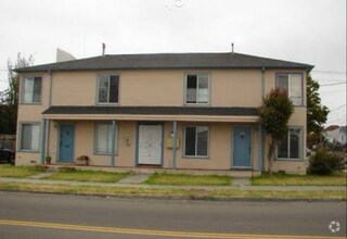 Building Photo - 921 Dwight Way