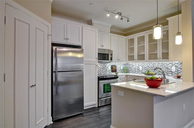 Building Photo - 4554 Glenwick Ln