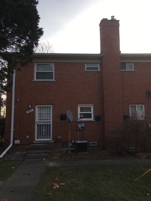 Foto del edificio - 7043 Garling Dr