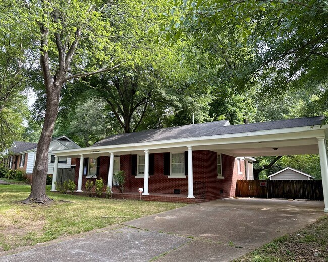 Foto del edificio - 3782 Gamewell Rd