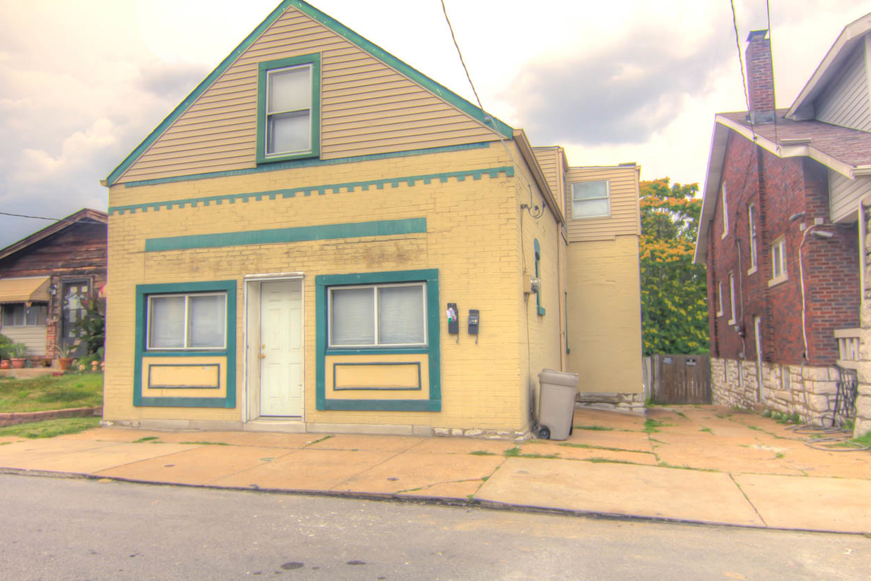 Primary Photo - 4841 Oldenburg Ave