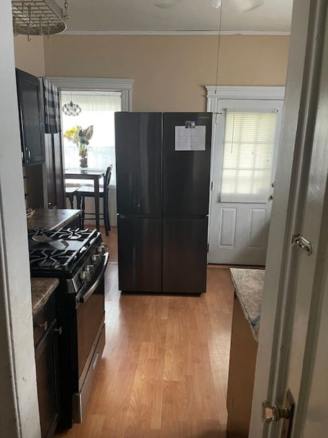 Building Photo - 4 Bedroom Single Family Home in Rochester