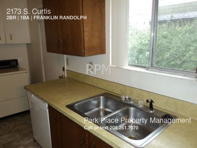 Foto del edificio - 2173 S Curtis Rd