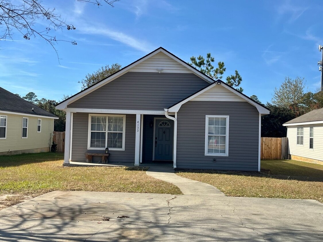 Foto principal - 4133 Hamilton Cir