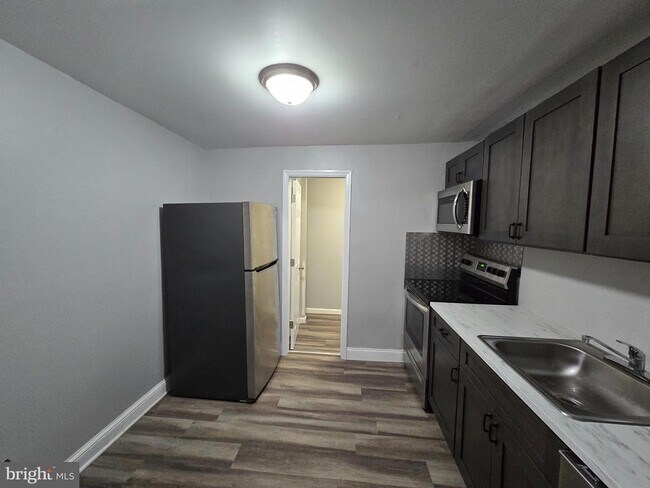 Foto del edificio - 121 W Jersey Ave