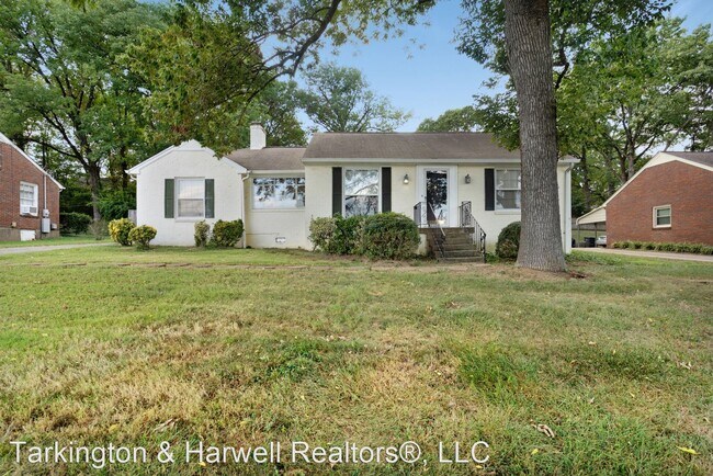 Building Photo - 3 br, 1 bath House - 117 White Bridge Pk.