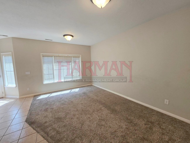 Building Photo - 269 Sunshine Dr