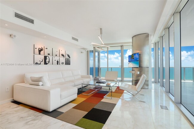 Foto del edificio - 17001 Collins Ave