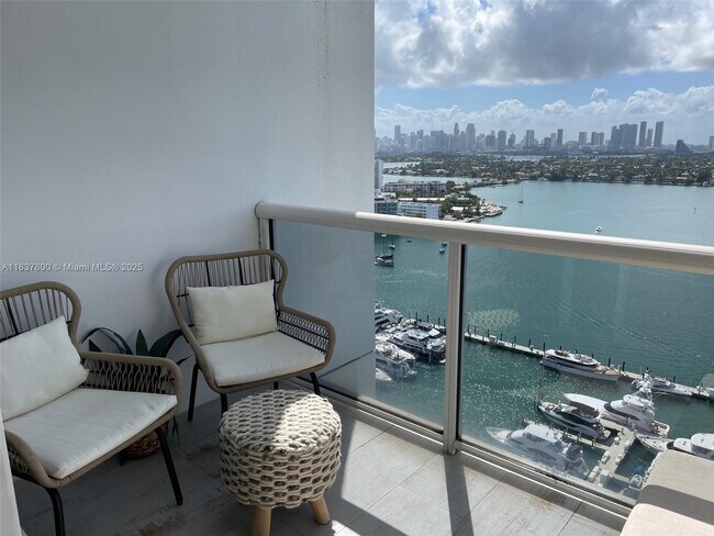 Foto del edificio - 1900 Sunset Harbour Dr