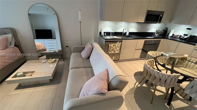 Foto del edificio - 1010 Brickell Ave