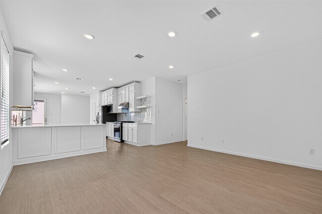 Foto del edificio - 6411 Laguna Terra Dr