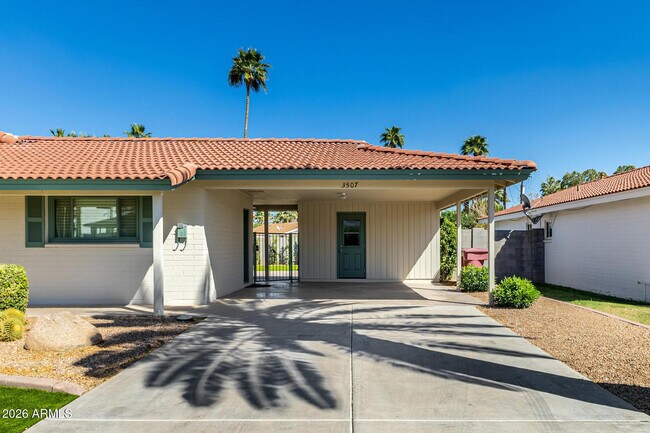 Building Photo - 3507 N Apache Way