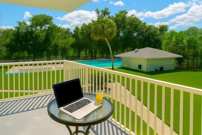 Foto del edificio - 4200 Hillcrest Dr