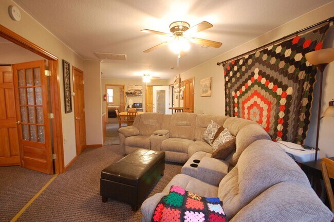 Foto del edificio - AirBnB 216th Drive