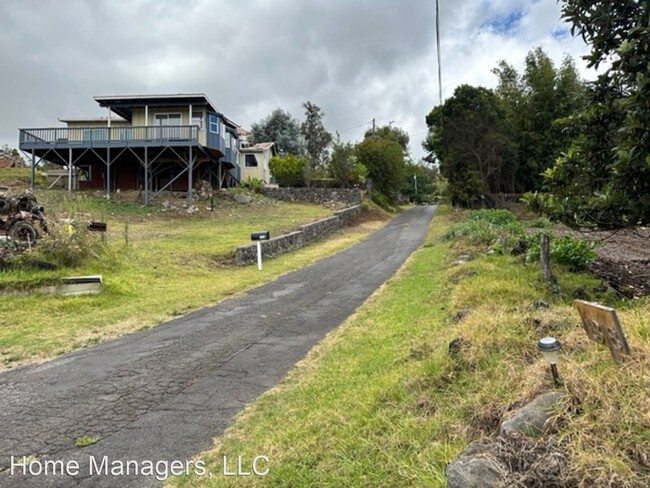 Building Photo - 2 br, 1 bath House - 1318 Kamehameiki Road