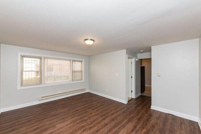 Foto del edificio - 1 bedroom in Chicago IL 60640