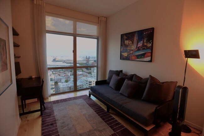 Building Photo - 219 Brannan St