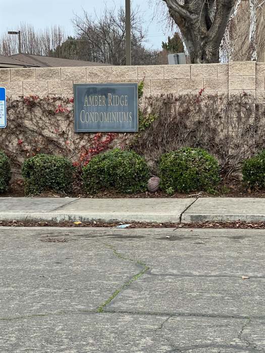 Foto del edificio - 565 Peerless Way