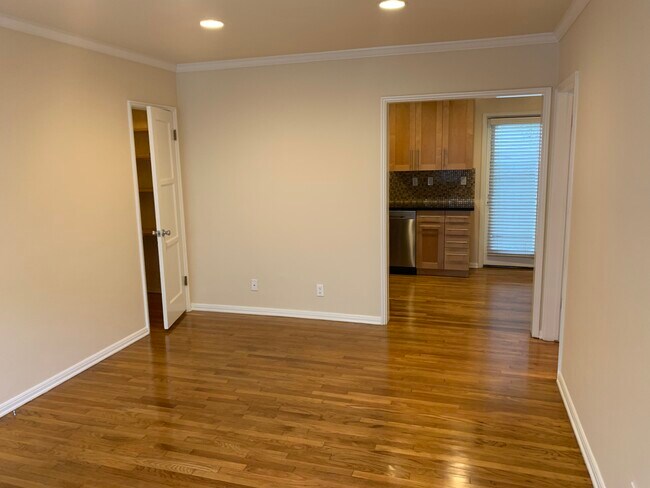 Sala de estar - 1008 6th St