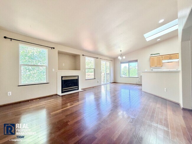 Foto del edificio - 3305 48th St NE