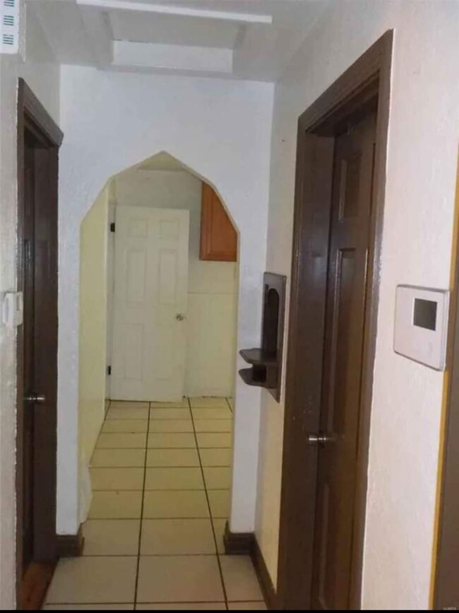 Foto del edificio - 8328 Osborn Dr