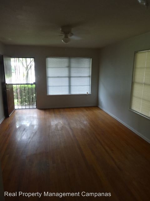 Building Photo - 3 br, 1 bath House - 4611 Hershey Drive