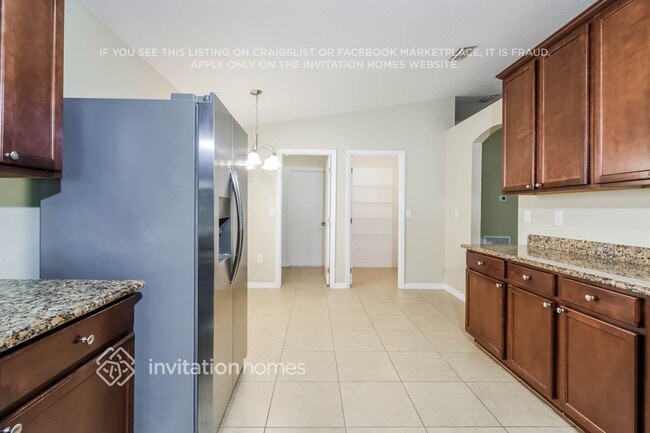 Building Photo - 1290 Corbett Ln