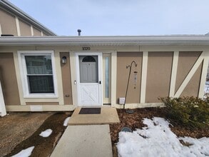 Building Photo - 1020 Brunswick Harbor